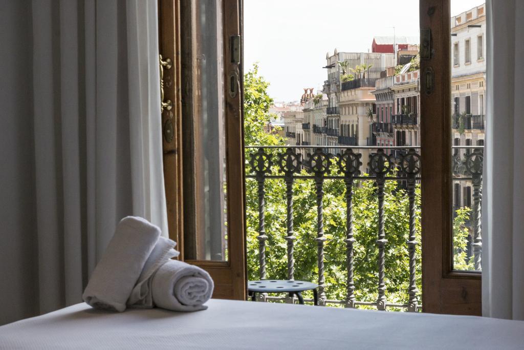 Som Nit Triomf Hotel Barcelona Luaran gambar