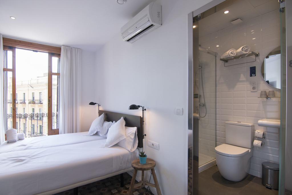 Som Nit Triomf Hotel Barcelona Luaran gambar