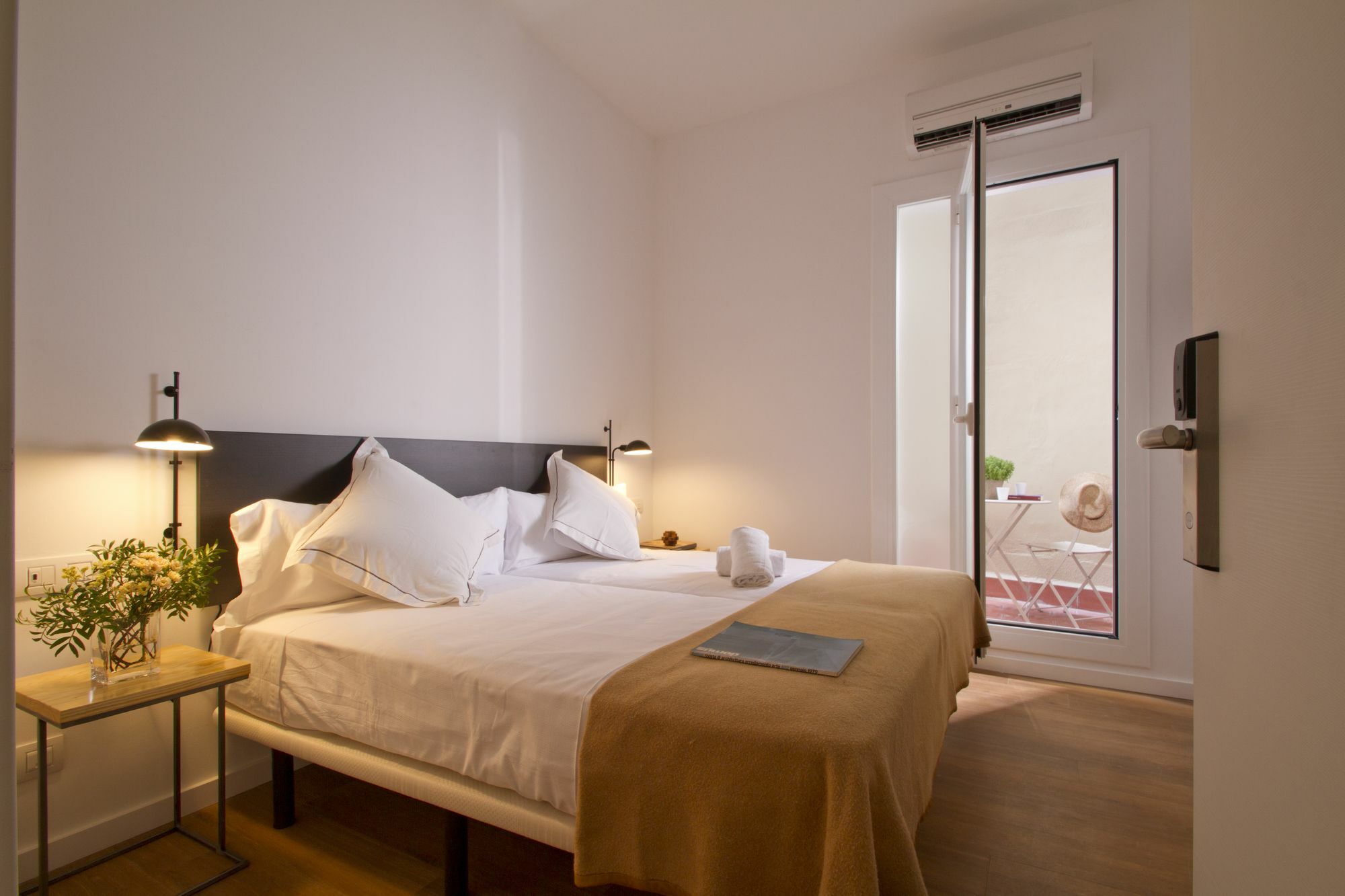 Som Nit Triomf Hotel Barcelona Luaran gambar